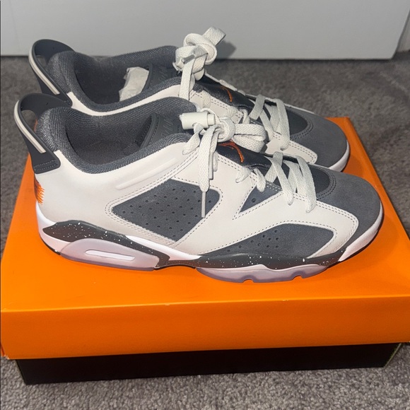 Air Jordan 6 Retro Low - Picture 6 of 8